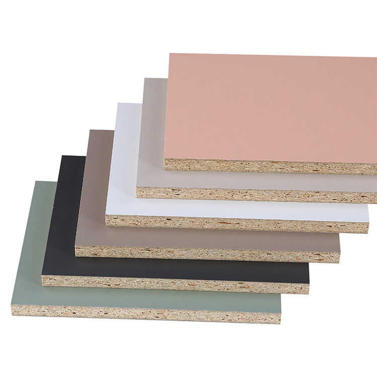 ألواح خشبية للديكور الداخلي 18 مم لوح حبيبي ميلامين أبيض