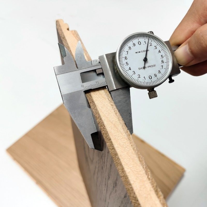 20 لونًا من الأسلاك المصقولة من خشب البلوط المصنوع من الخشب الصلب بسمك 18 مم