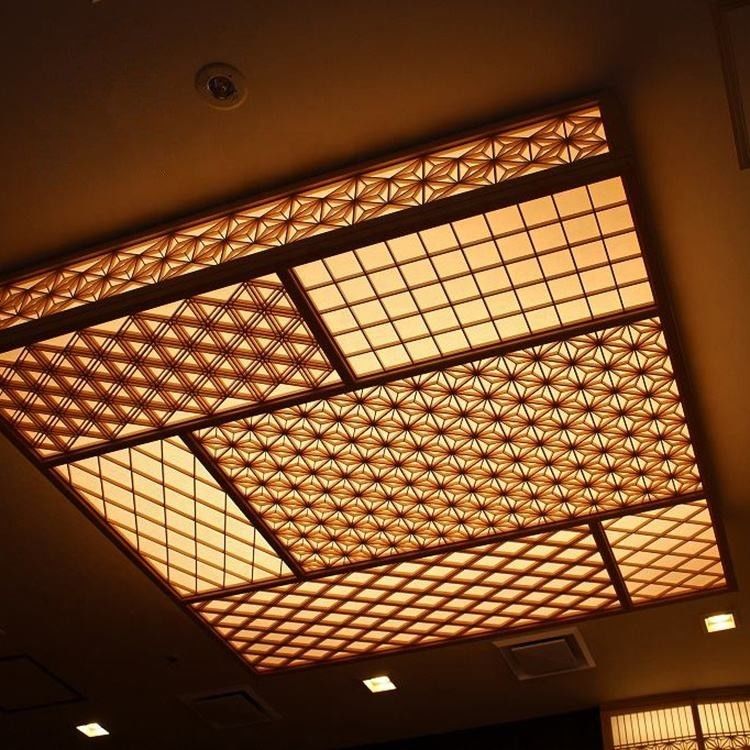 الداخلية الزخرفية النجارة Kumiko الصلبة خشب الصنوبر غرفة المقسم حسب الطلب