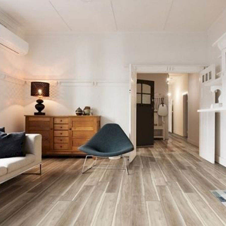 حبة الخشب المقاومة للماء 4mm 5mm PVC Click Lock Spc الأرضيات Lvp الأرضيات الفينيل اللوحة الفاخرة الأرضيات الفينيل مع IXPE