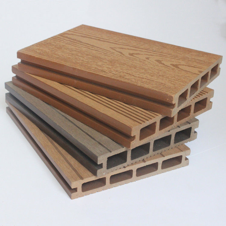 2024 الأكثر شعبية تصميم جديد مقاوم للماء مكافحة الانزلاق الهاوية في الهواء الطلق الطابق الخارجي الطابق Wpc الطابق الطابق الطابق الطابق الأرضيات