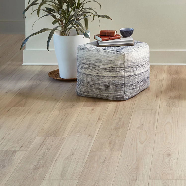 4 ملم 5 ملم 6 ملم 7 ملم 8 ملم المقاوم للخدش الأرضية الفينيل الفاخرة الأرضيات اللوحة الفينيل انقر قفل مائية SPC الأرضيات