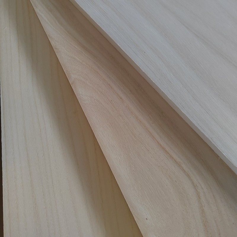 بولوفونيا الخشب الصلب الحافة اللصق لوحات للمفروشات محتوى الرطوبة 8%-12% تصميم متين