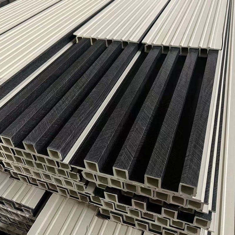 لوح حائط من كلوريد البولي فينيل مقاوم للماء بتصميم حبيبات الخشب للديكور الصديق للبيئة