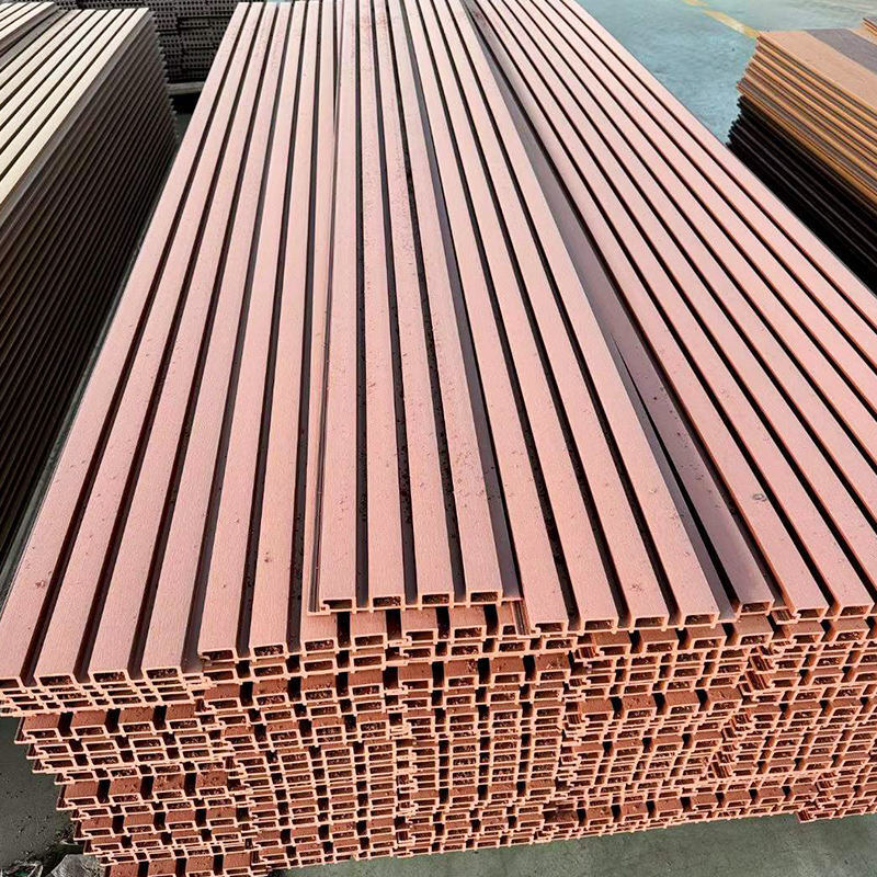 غطاء الحائط المقاوم للماء WPC الخارجي لوحة الحائط المركبة للخارج PVC لوحة الحائط الخشبية للخارج لوحة غطاء المزروعة المزودة