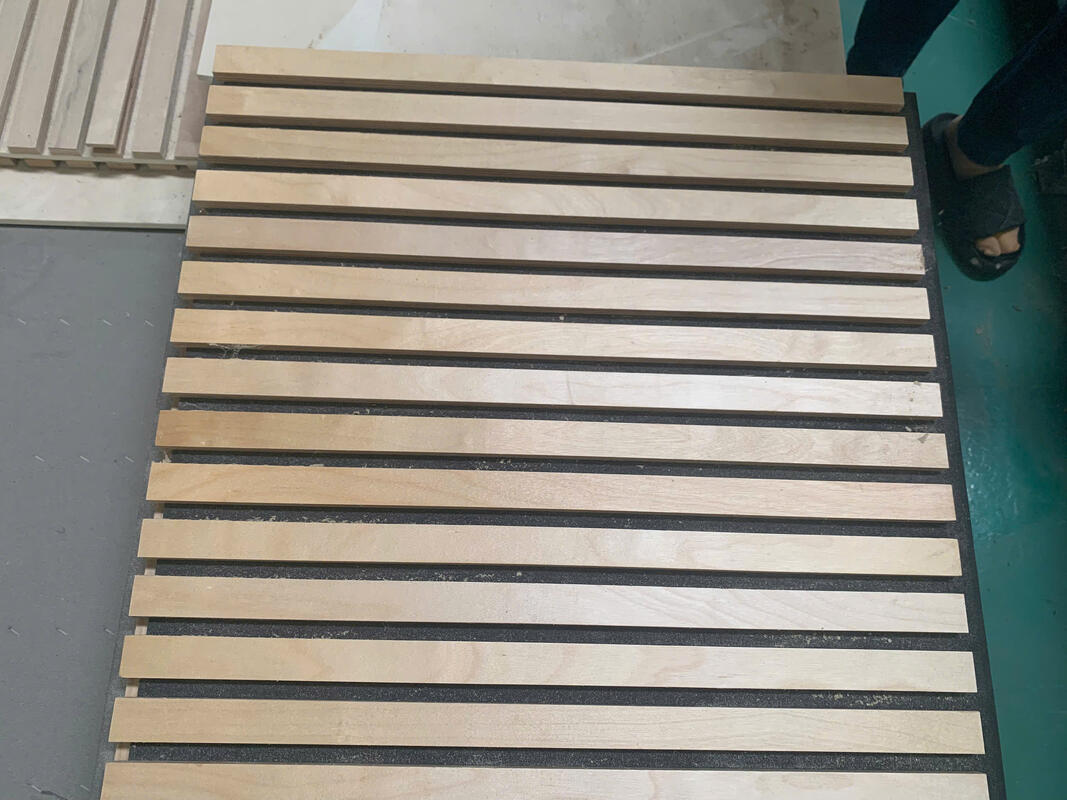 ألواح صوتية ألواح حائط ألواح بي تي إم دي إف ديكور حائط صوتي للأثاث ألواح حائط خشبية صوتية تصميم عصري مرن