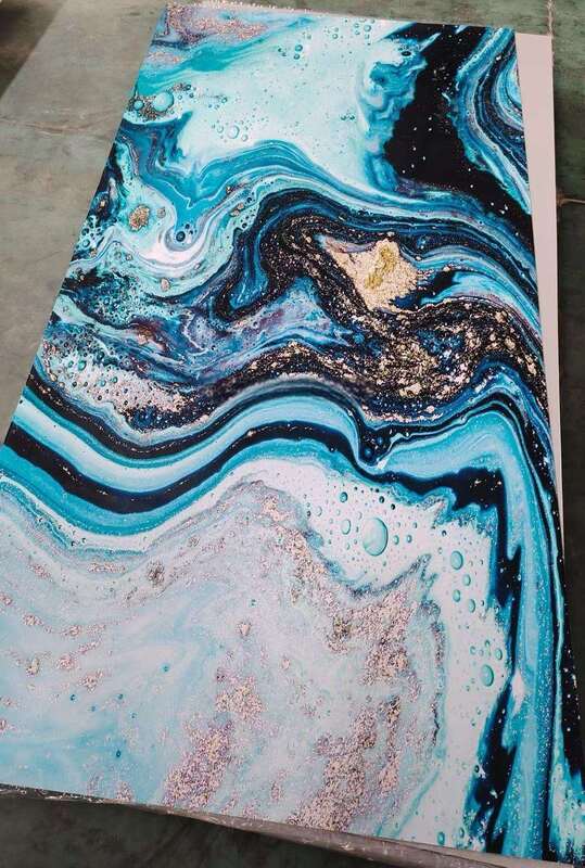 ورق الرخام فوق البنفسجية الجدارية الحديثة لوحة PVC عالية اللمعان اللوحة الزخرفية البلاستيكية للتلفزيون الخلفية الداخلية المنزل 1220x2440mm*3mm