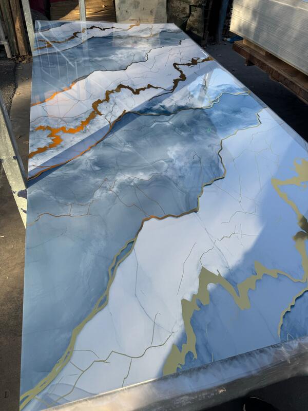 التوريد المباشر من المصنع 2.5mm 2.8mm سمك 4 * 8foot PVC ورق الرخام اللوحات فوق البنفسجية المقاومة للماء مضادة للحريق مضادة للخدش