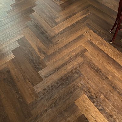 4mm 5mm 6mm أس بي سي الأرضيات الفينيل مقاومة للماء مضادة للنزلق