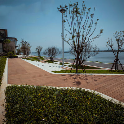 أرضيات الخيزران المعدنية الشائعة في الخارج