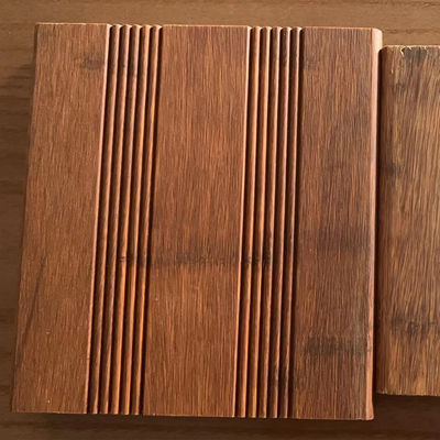 ألواح الطوابق الخيزرانية المقاومة للماء الأرضية الخيط الخزين السطح الطبيعي في الهواء الطلق