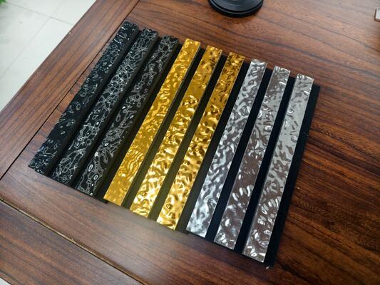 تصميم حديث معتمد لوحة الحائط الصوتية الصوتية 3D PET Film Water Ripple Sound-Absorbing Slat Grille لوحة الزخرفة