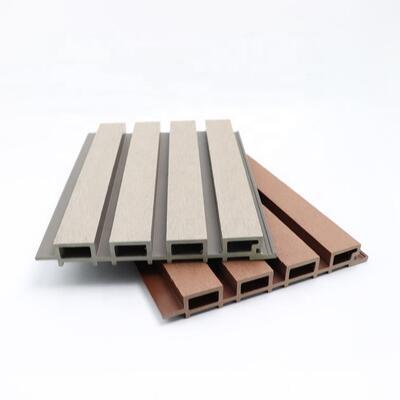 جودة الخشب PVC البلاستيك المركب الزخرفية خارج لوحة الحائط الخارجي WPC مصنع