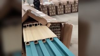 ألواح الجدران الخارجية المصنوعة من مادة WPC